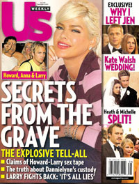 Illustration for article titled Angelina & Brad Are Still Going Strong; Larry Birkhead May Be Lying
